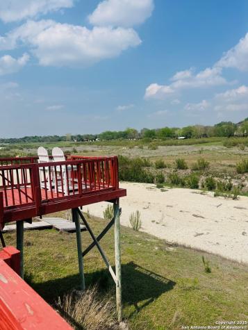 272 N Lakeshore Drive Bandera TX 78003