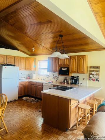 272 N Lakeshore Drive Bandera TX 78003