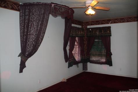 6542 W Commerce San Antonio TX 78227