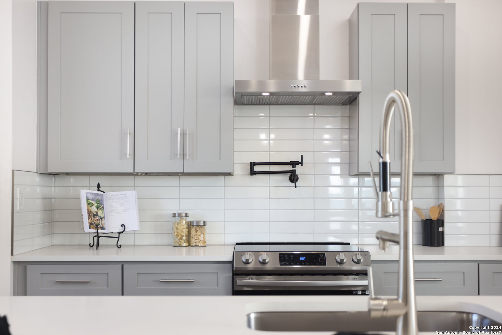 120 Pierce Avenue San Antonio TX 78208