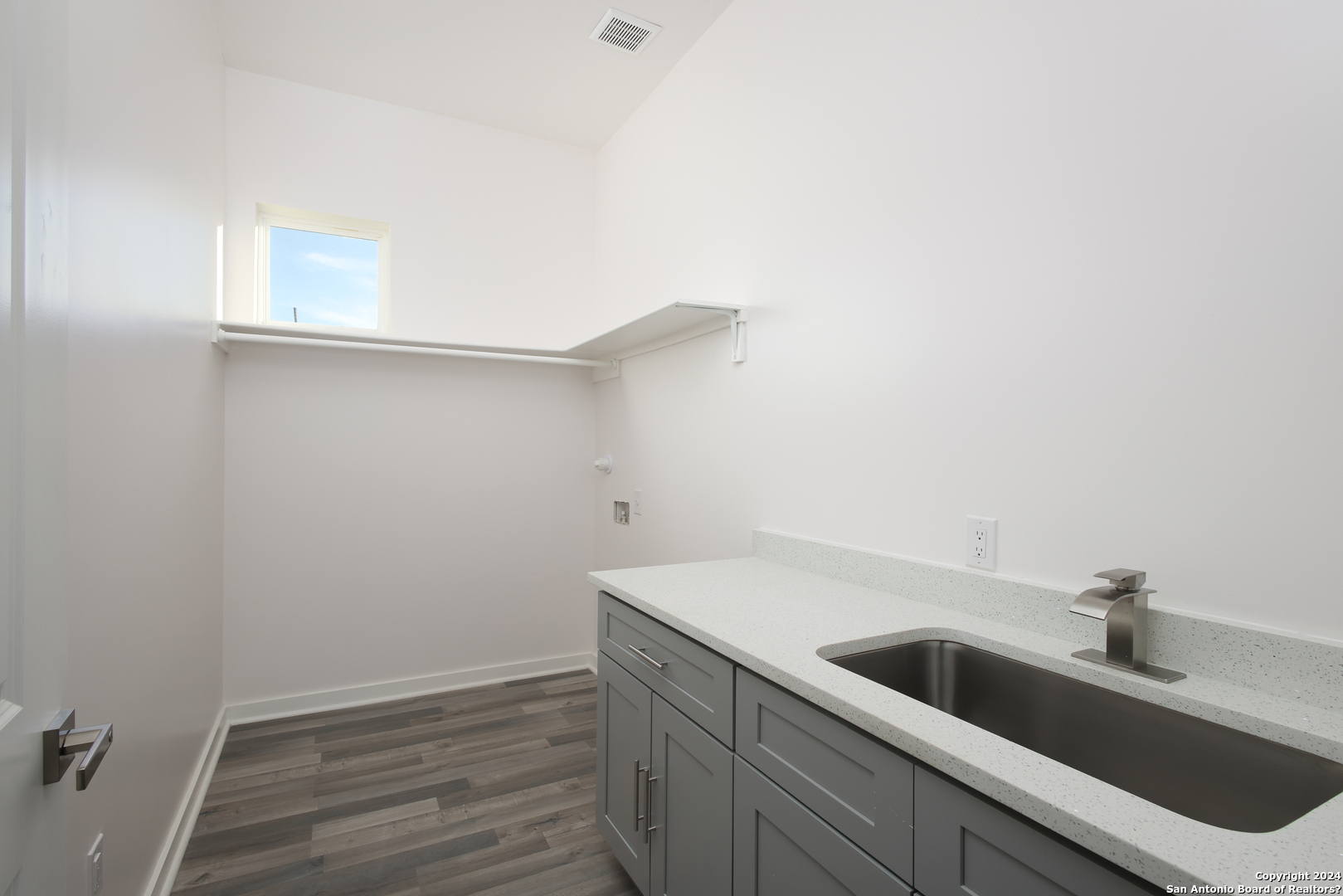 120 Pierce Avenue San Antonio TX 78208