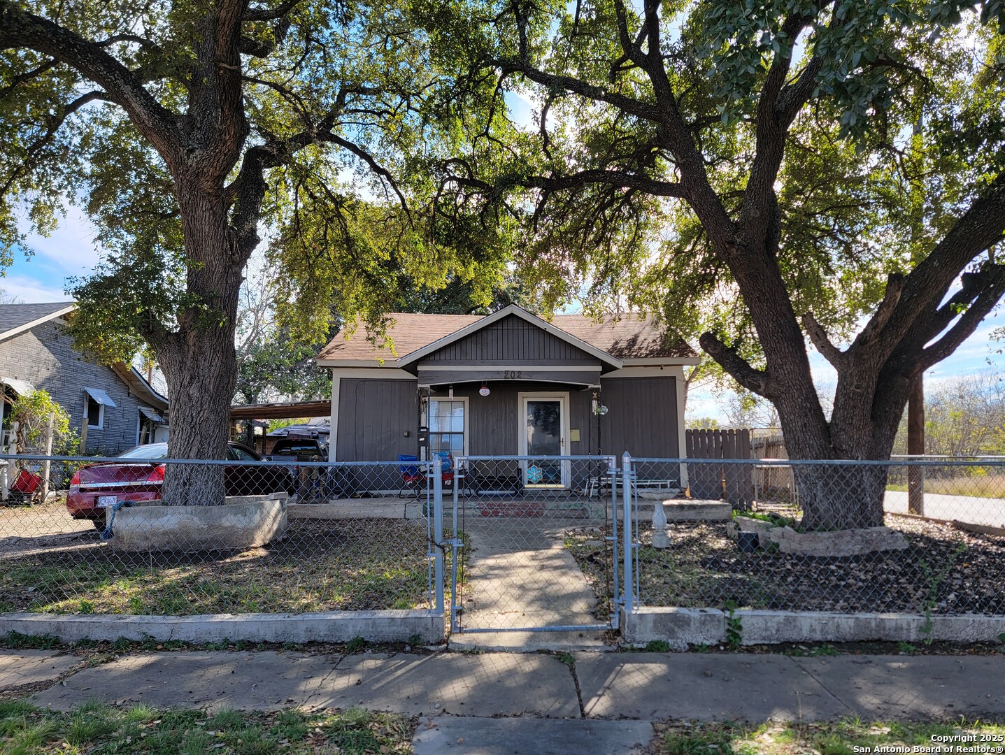 202 Bailey Avenue San Antonio TX 78210