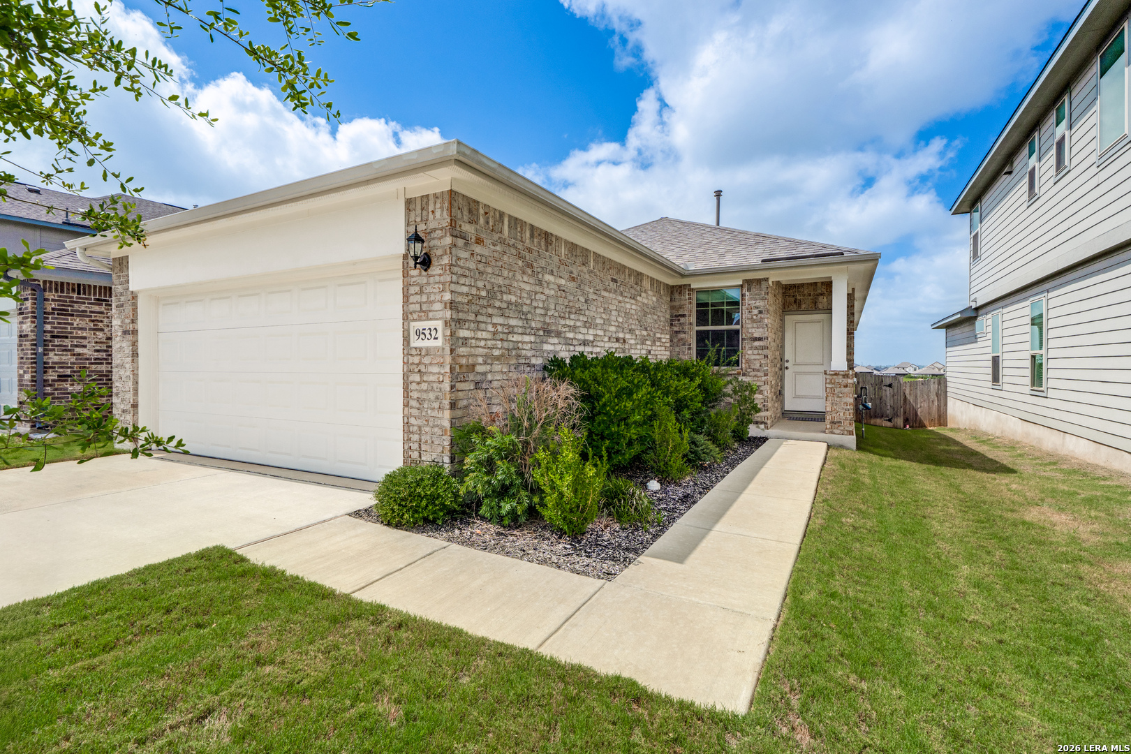 9532 Griffith Run Converse TX 78109