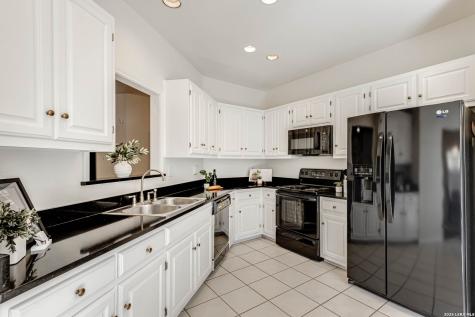 13931 Red Maple Wood San Antonio TX 78249