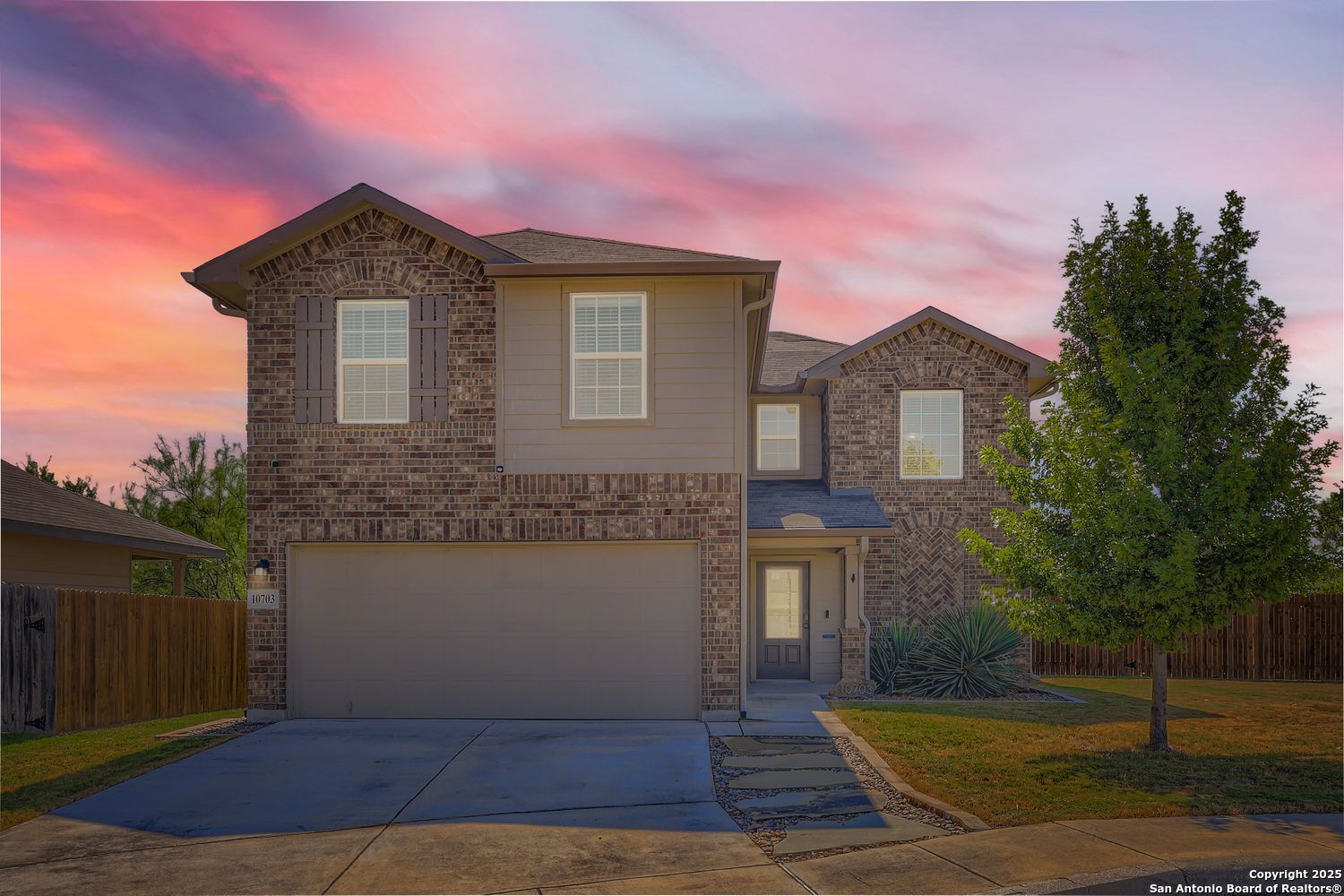 10703 Spirit Roam San Antonio TX 78254