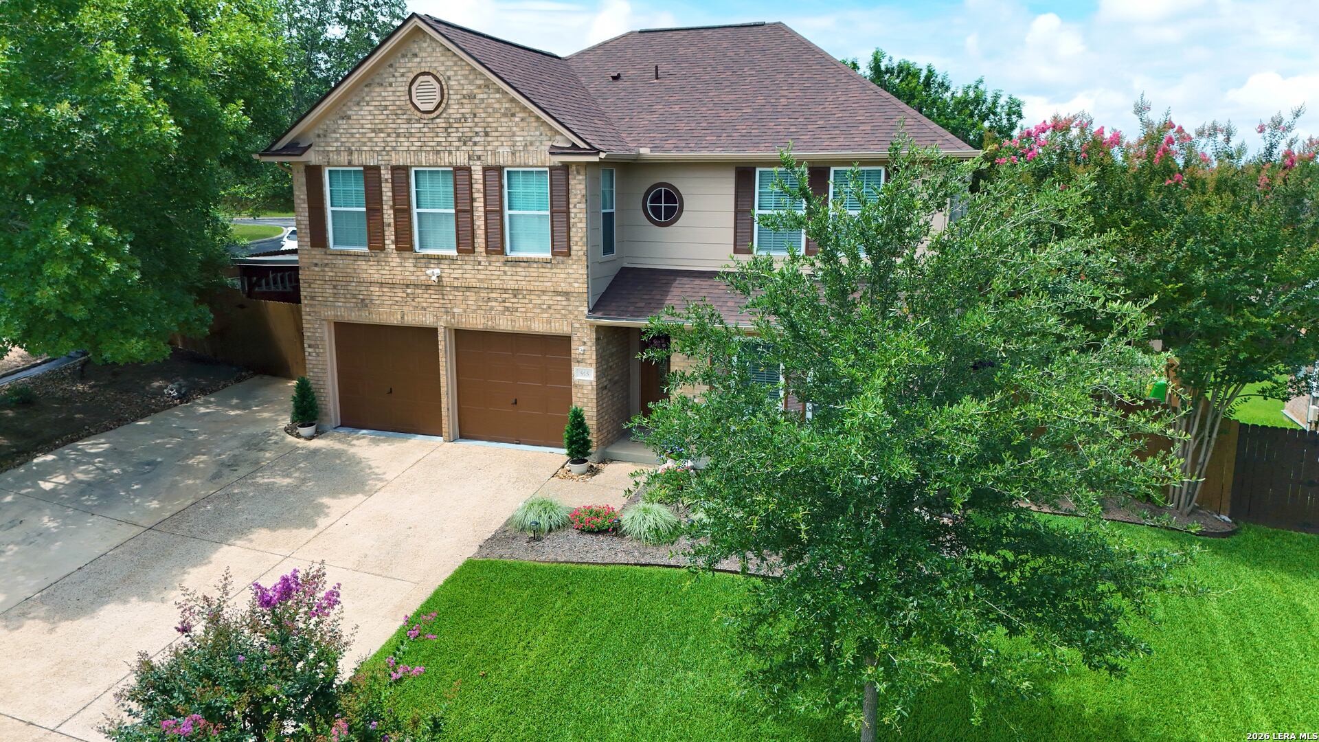 915 Amberstone San Antonio TX 78258