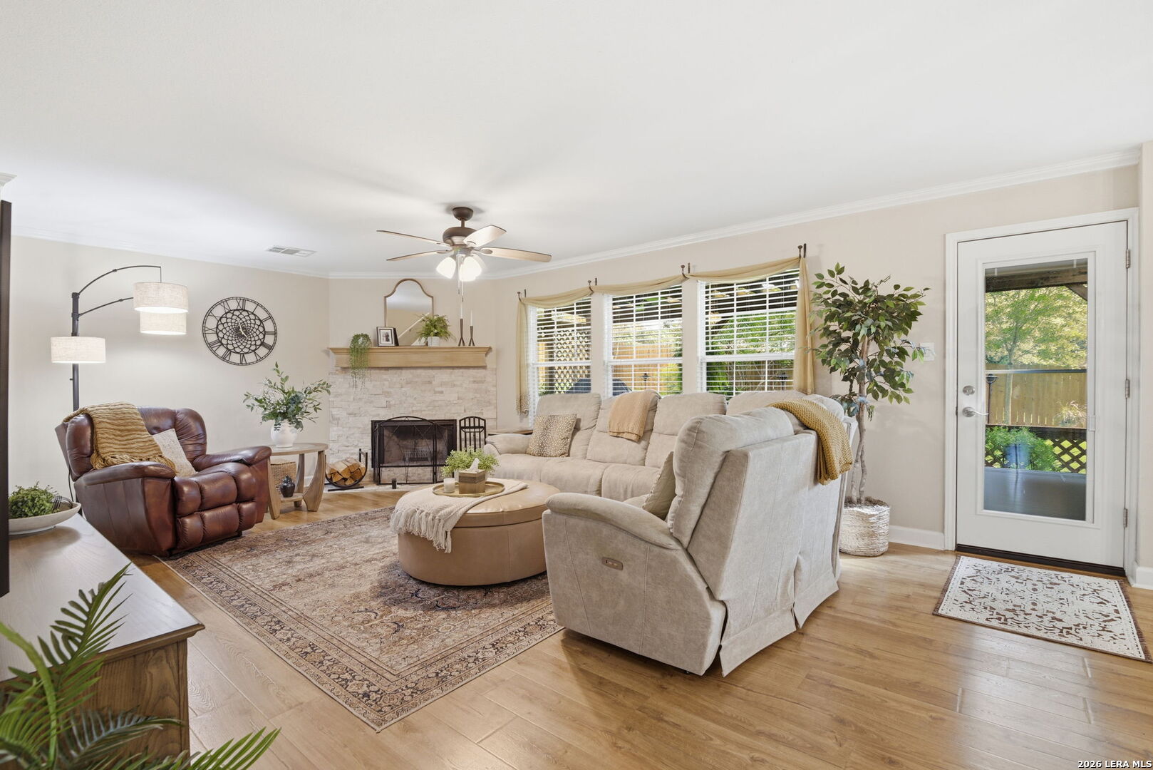 915 Amberstone San Antonio TX 78258