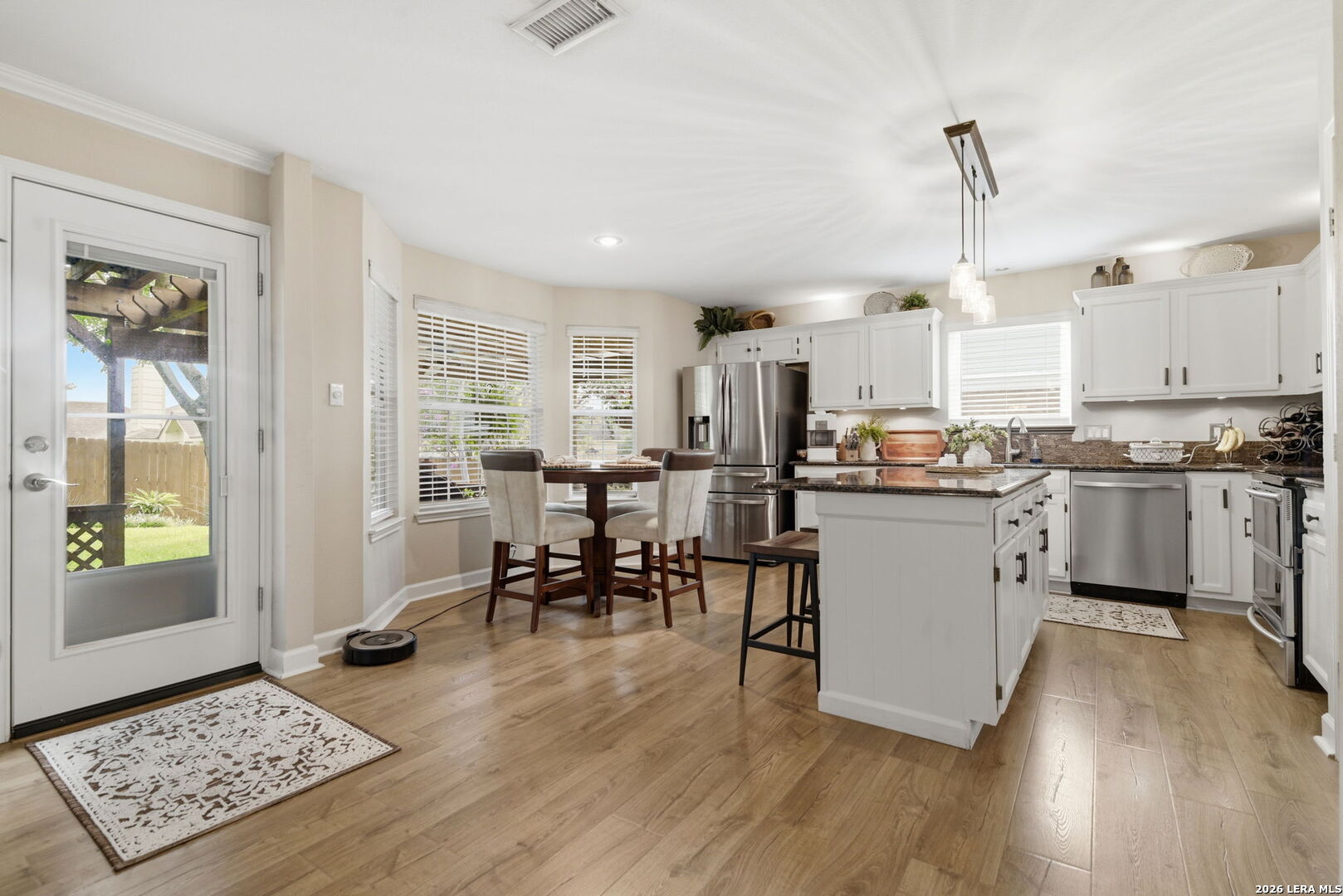 915 Amberstone San Antonio TX 78258