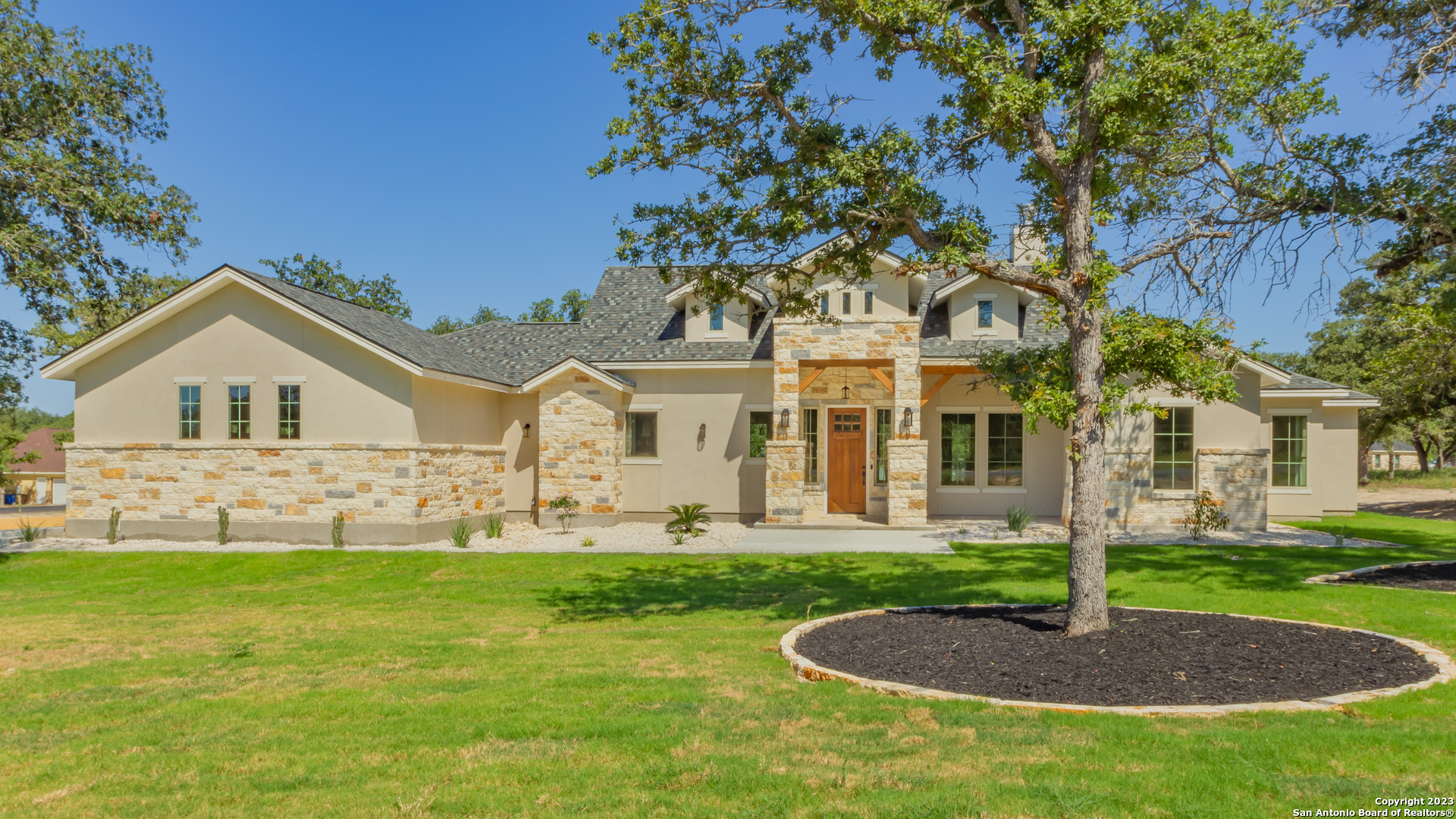 208 Bobby Lynn Drive Adkins TX 78101