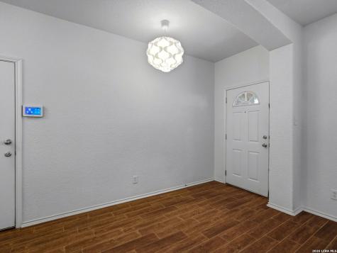 9558 Nueces Canyon San Antonio TX 78251
