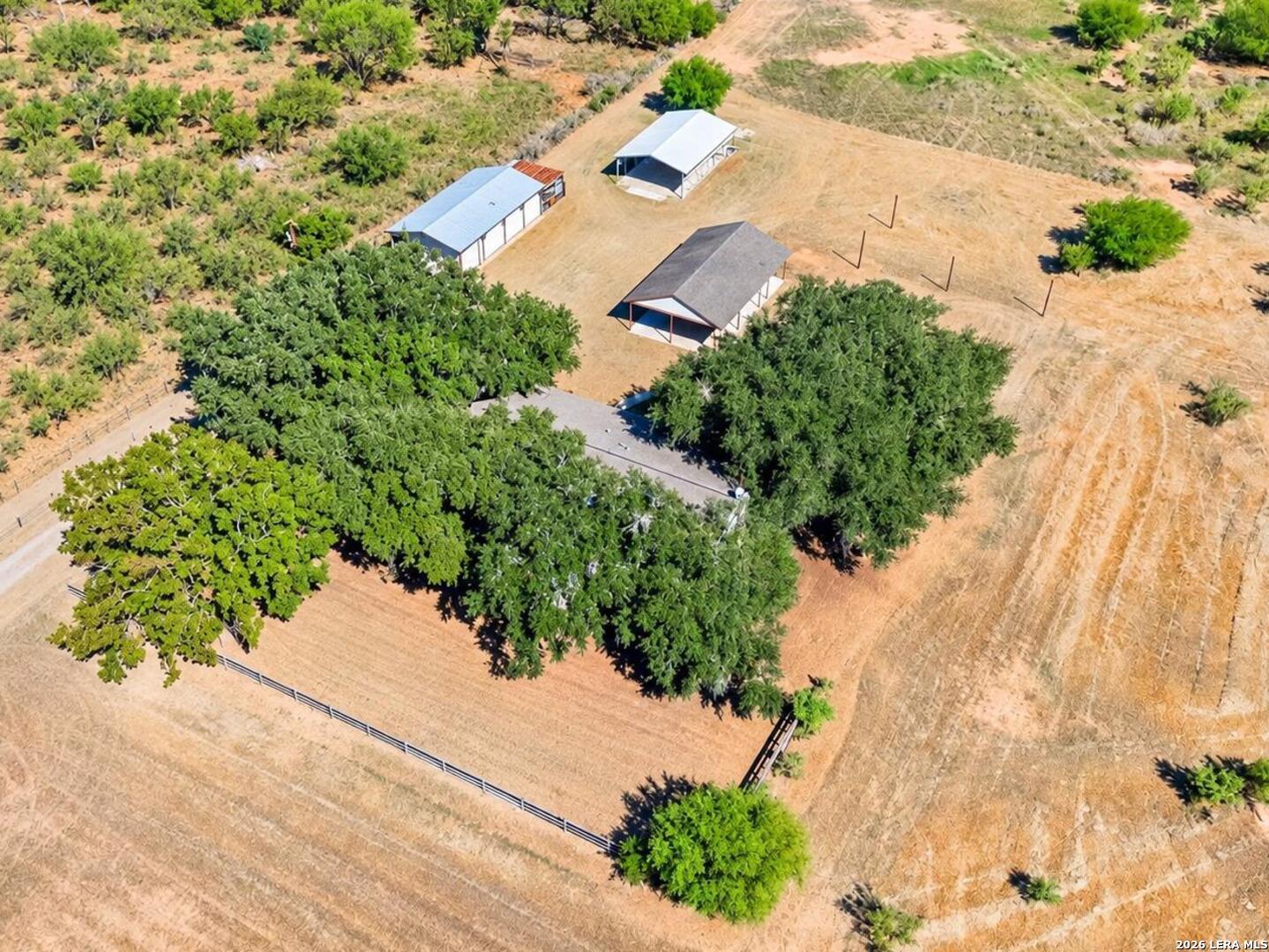 386 County Road 763 Devine TX 78016