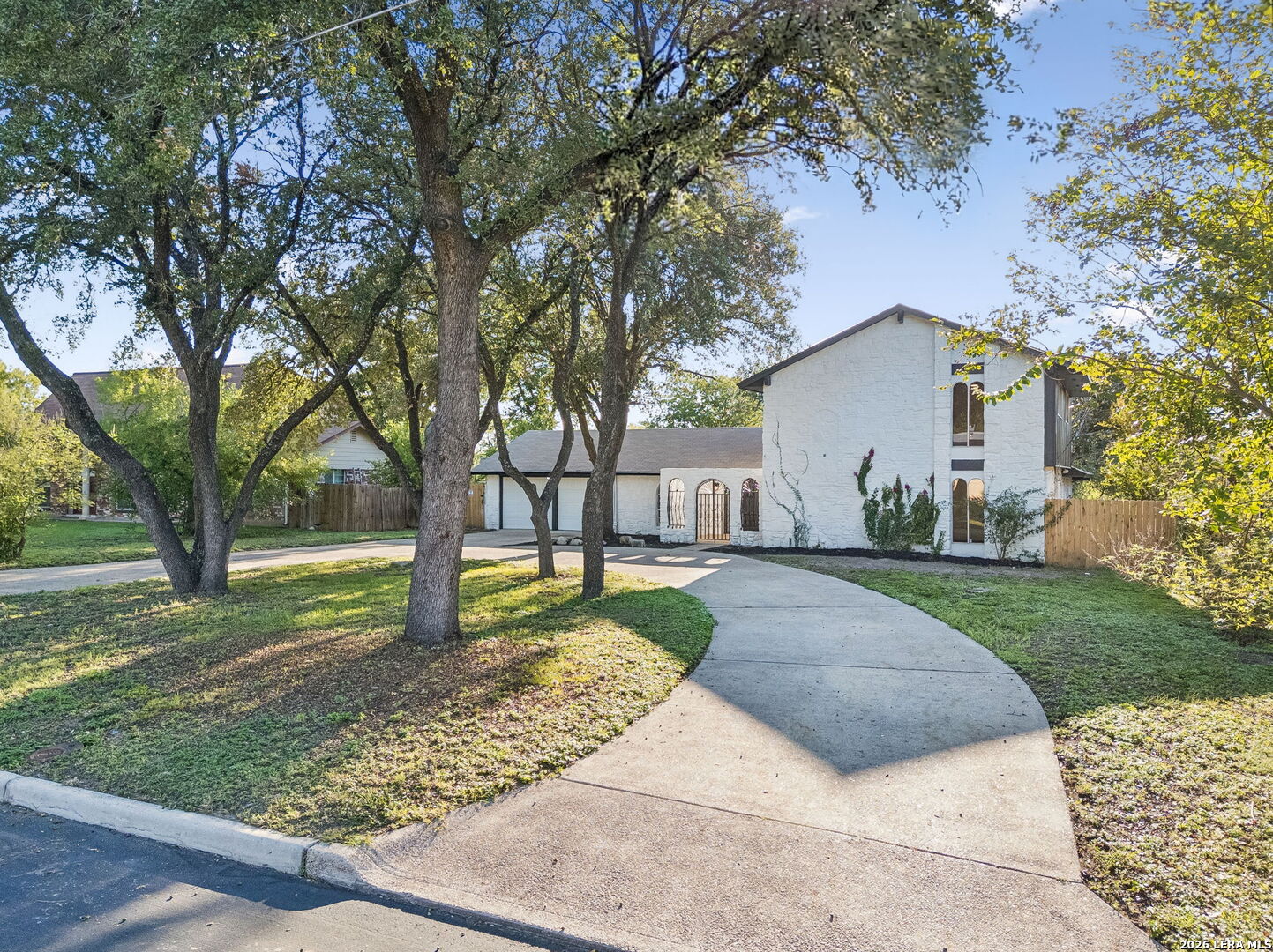 1422 E Sunshine Drive San Antonio TX 78228