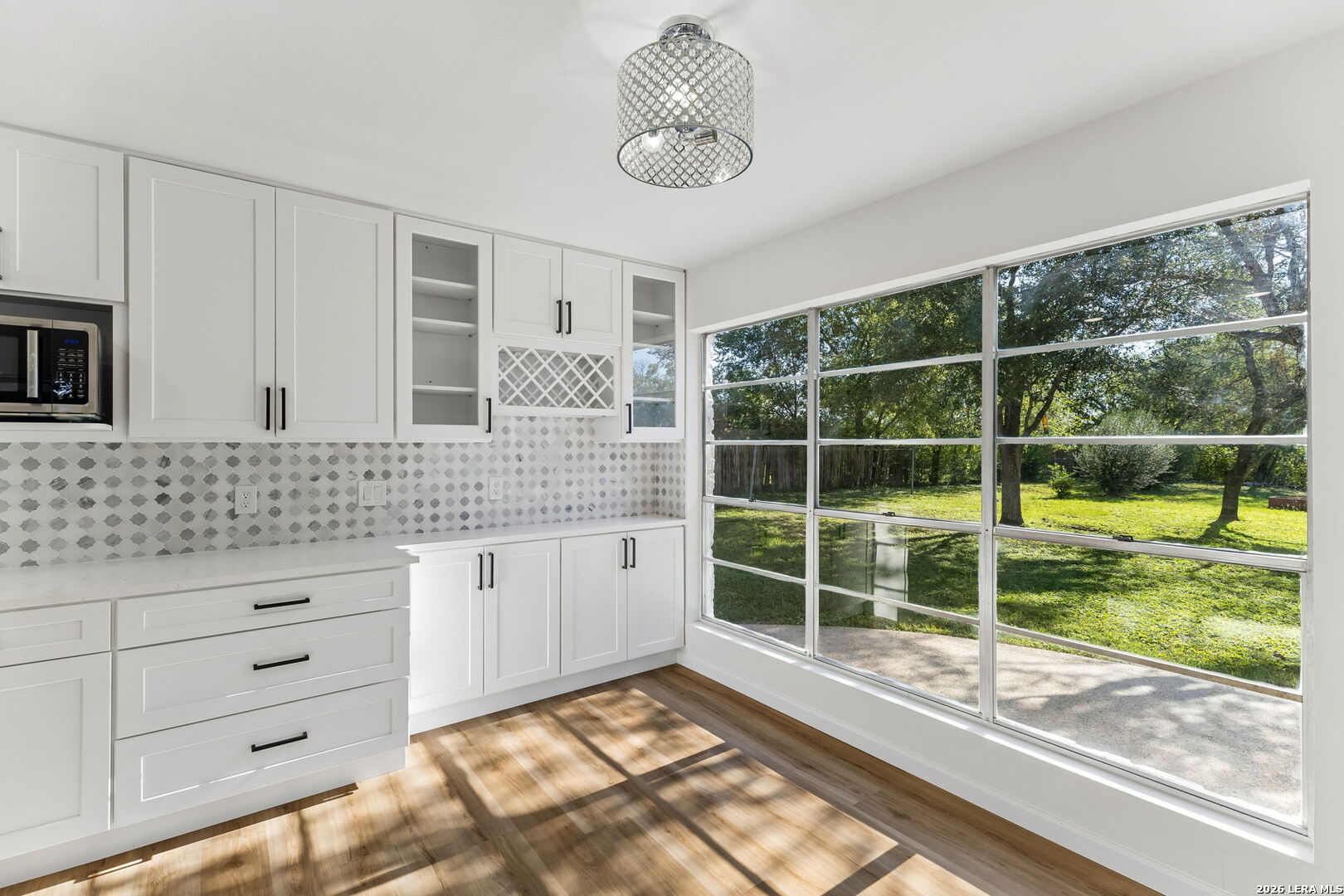 1422 E Sunshine Drive San Antonio TX 78228