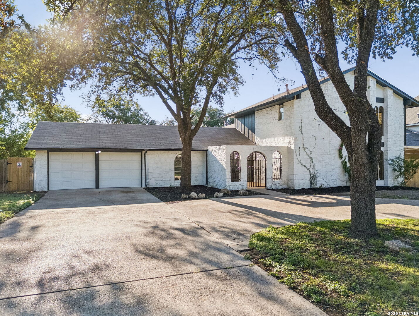 1422 E Sunshine Drive San Antonio TX 78228
