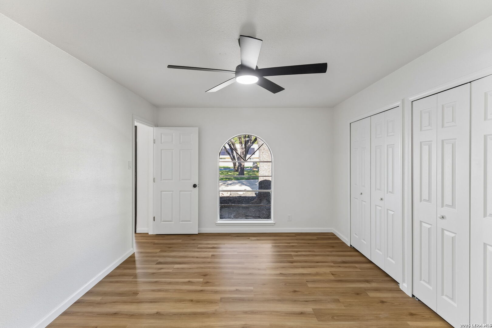 1422 E Sunshine Drive San Antonio TX 78228