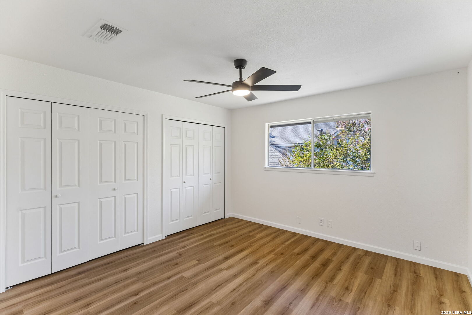 1422 E Sunshine Drive San Antonio TX 78228