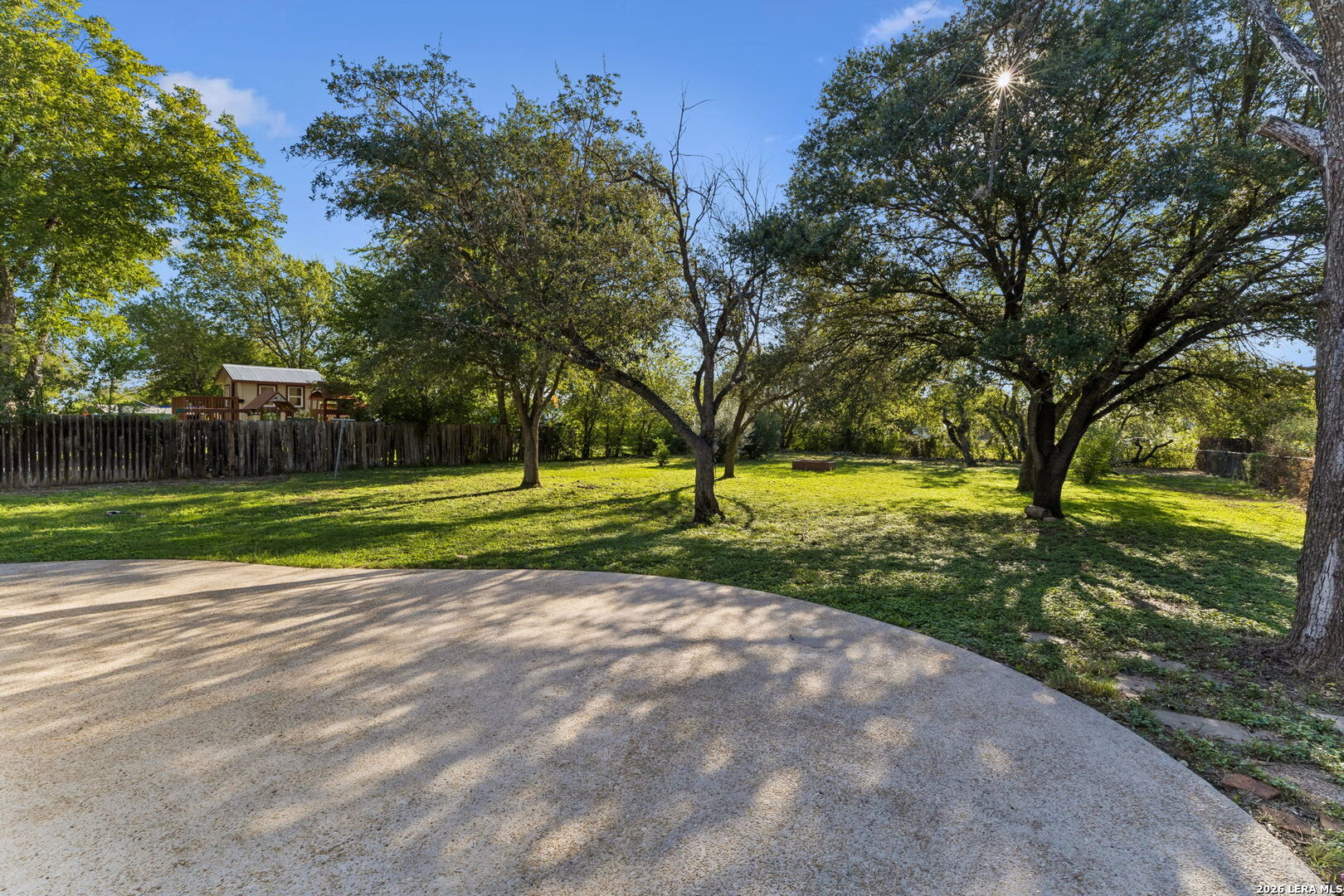 1422 E Sunshine Drive San Antonio TX 78228