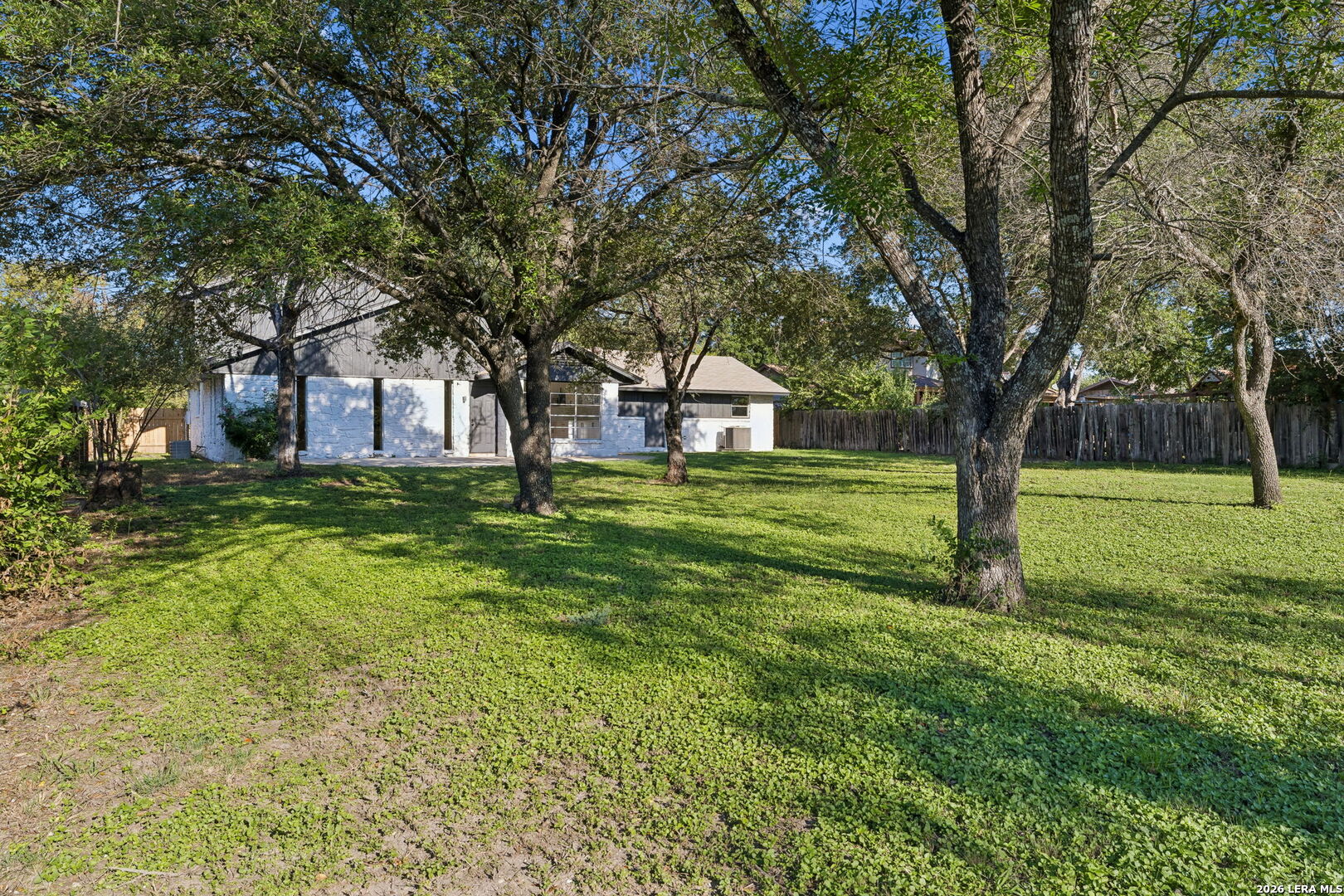 1422 E Sunshine Drive San Antonio TX 78228