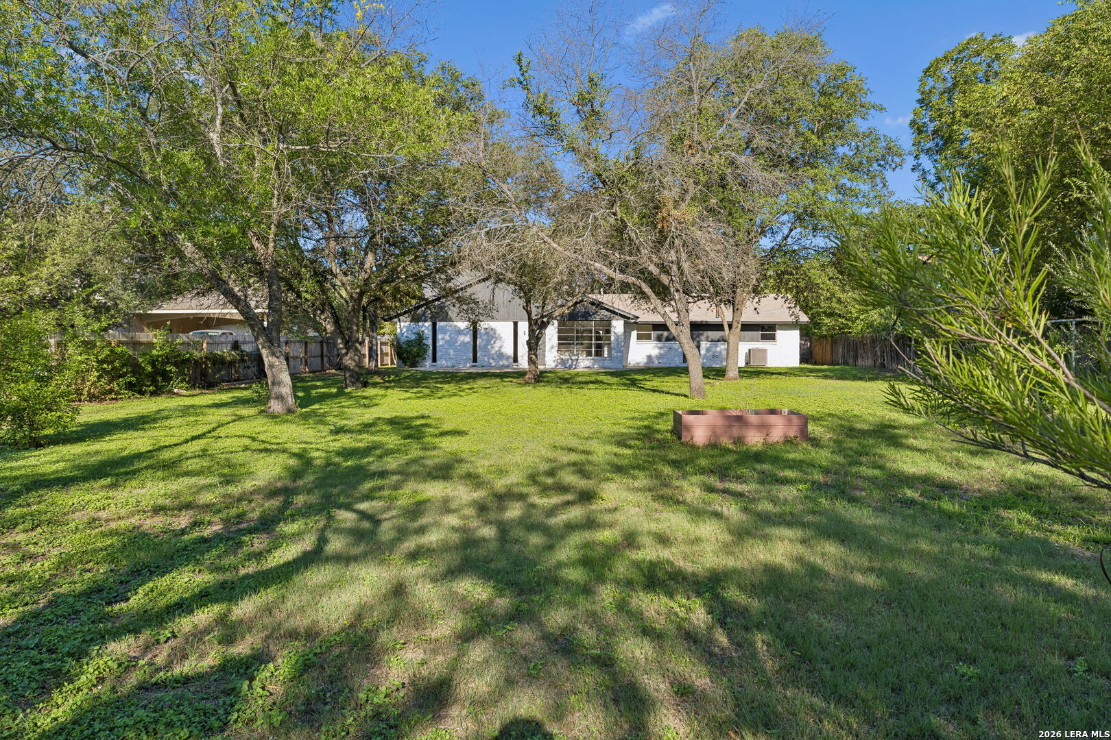 1422 E Sunshine Drive San Antonio TX 78228