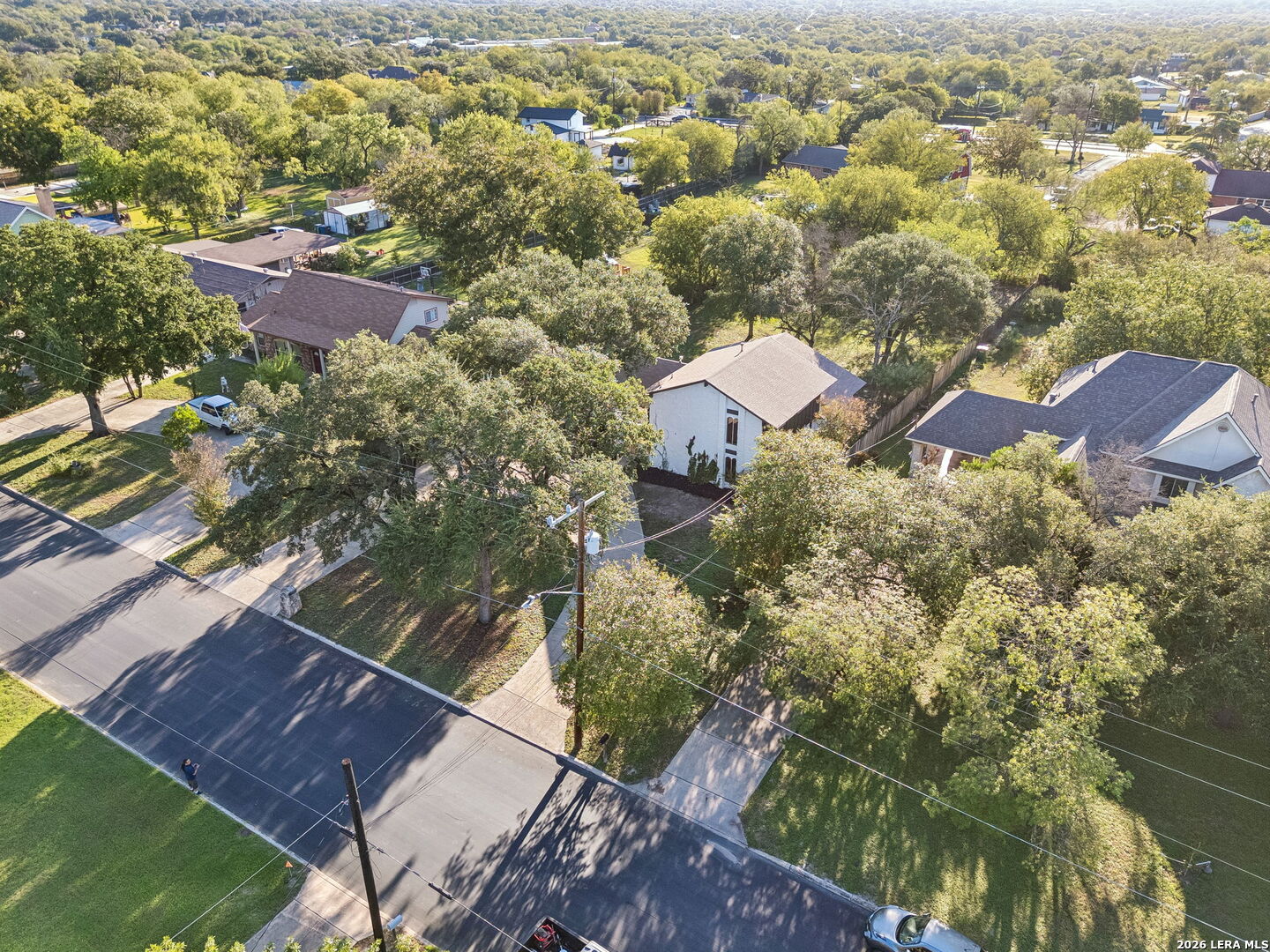 1422 E Sunshine Drive San Antonio TX 78228