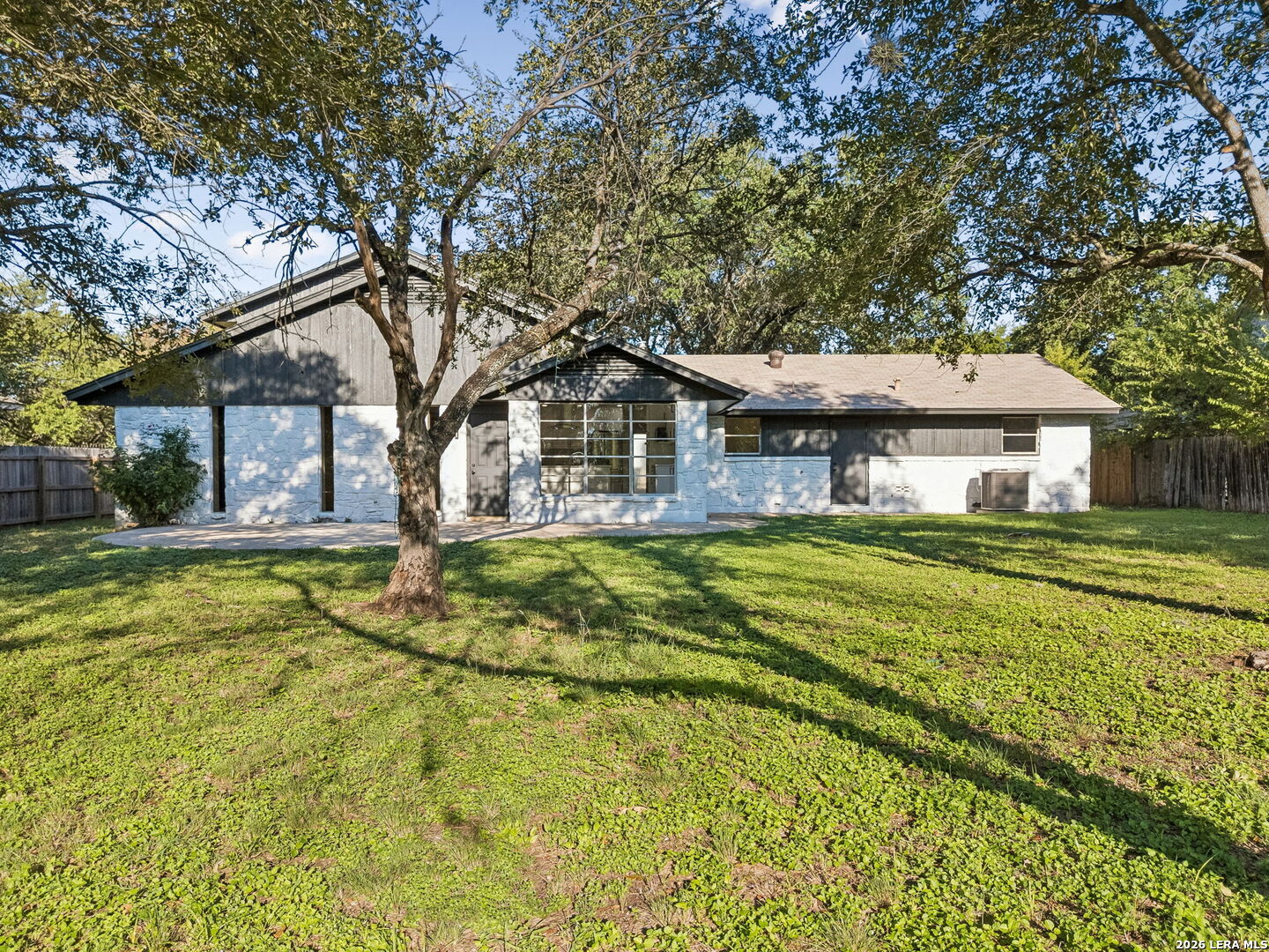 1422 E Sunshine Drive San Antonio TX 78228