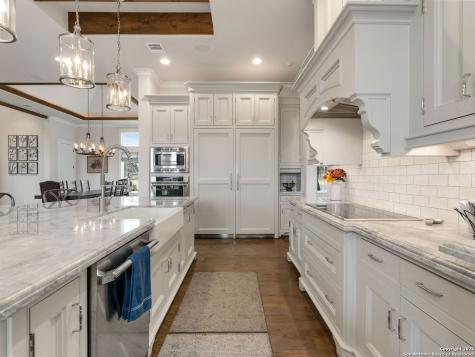 2939 Palomino Springs Bandera TX 78003