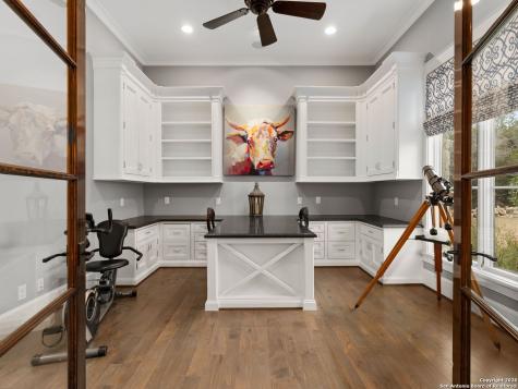 2939 Palomino Springs Bandera TX 78003