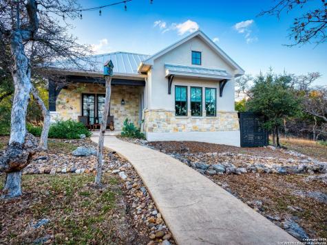 2939 Palomino Springs Bandera TX 78003