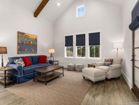 2939 Palomino Springs Bandera TX 78003