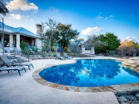 2939 Palomino Springs Bandera TX 78003