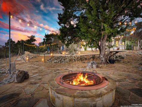 2939 Palomino Springs Bandera TX 78003