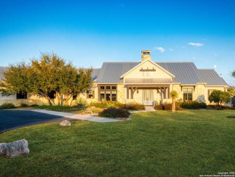 2939 Palomino Springs Bandera TX 78003