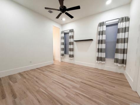 1781 Bella Vista Canyon Lake TX 78133