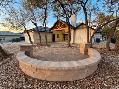 1781 Bella Vista Canyon Lake TX 78133