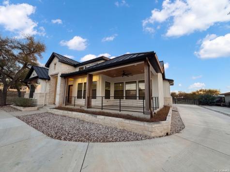 1781 Bella Vista Canyon Lake TX 78133