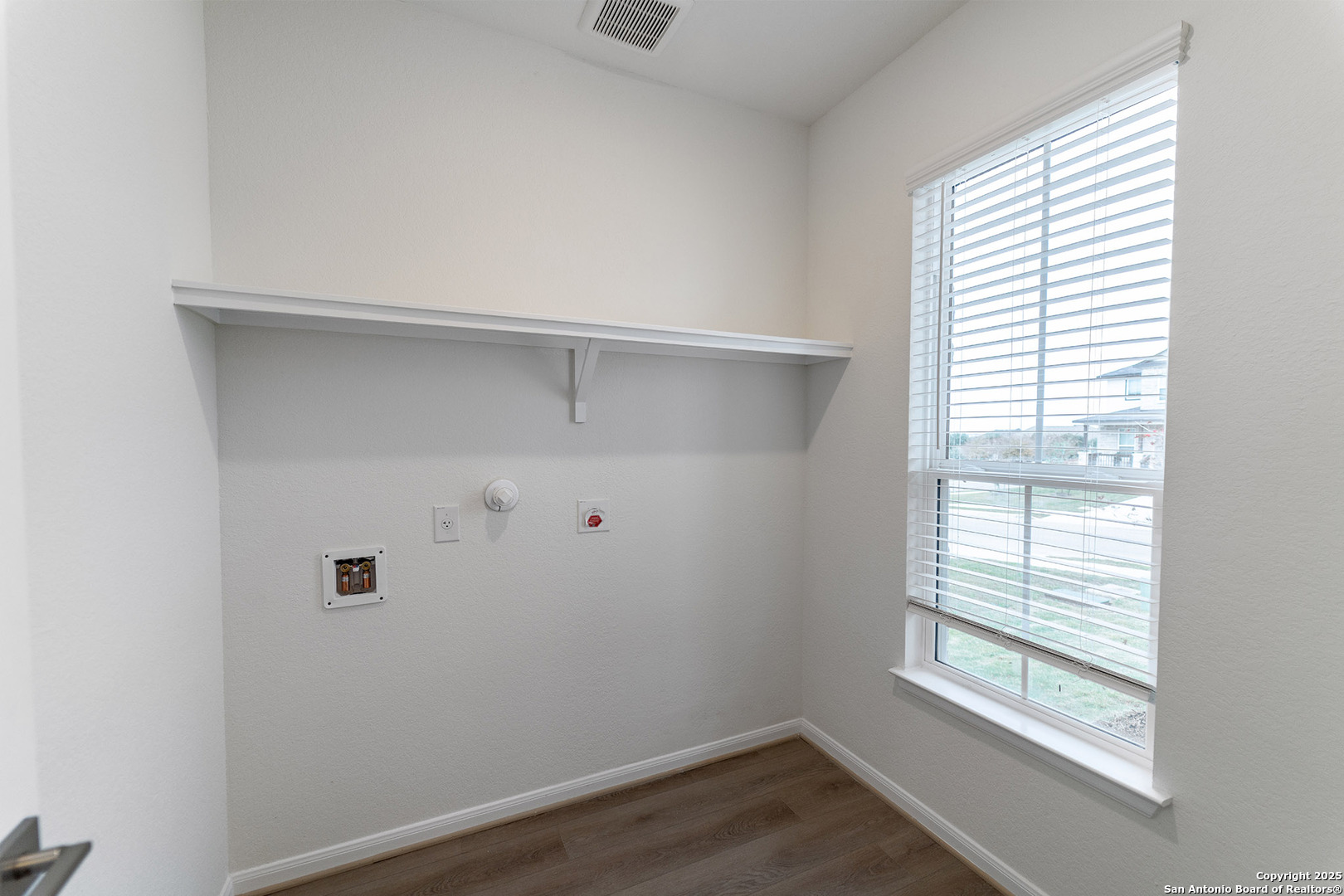 6332 Black Butte Schertz TX 78154