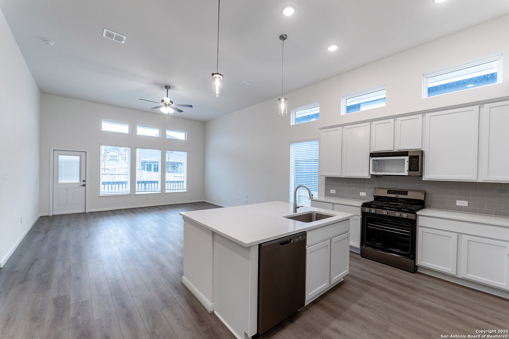 6332 Black Butte Schertz TX 78154