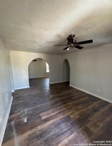 10765 State Highway 16 Poteet TX 78065