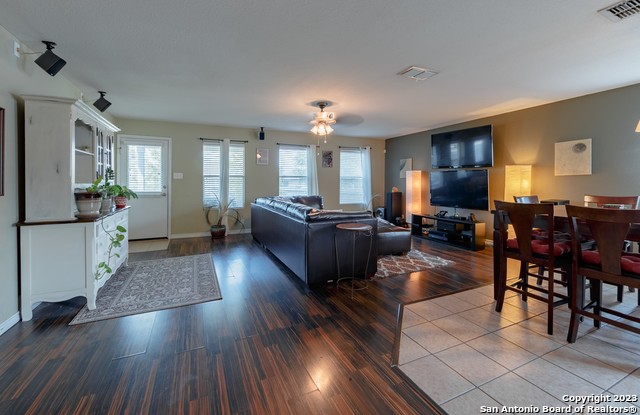11819 Oak Water San Antonio TX 78249