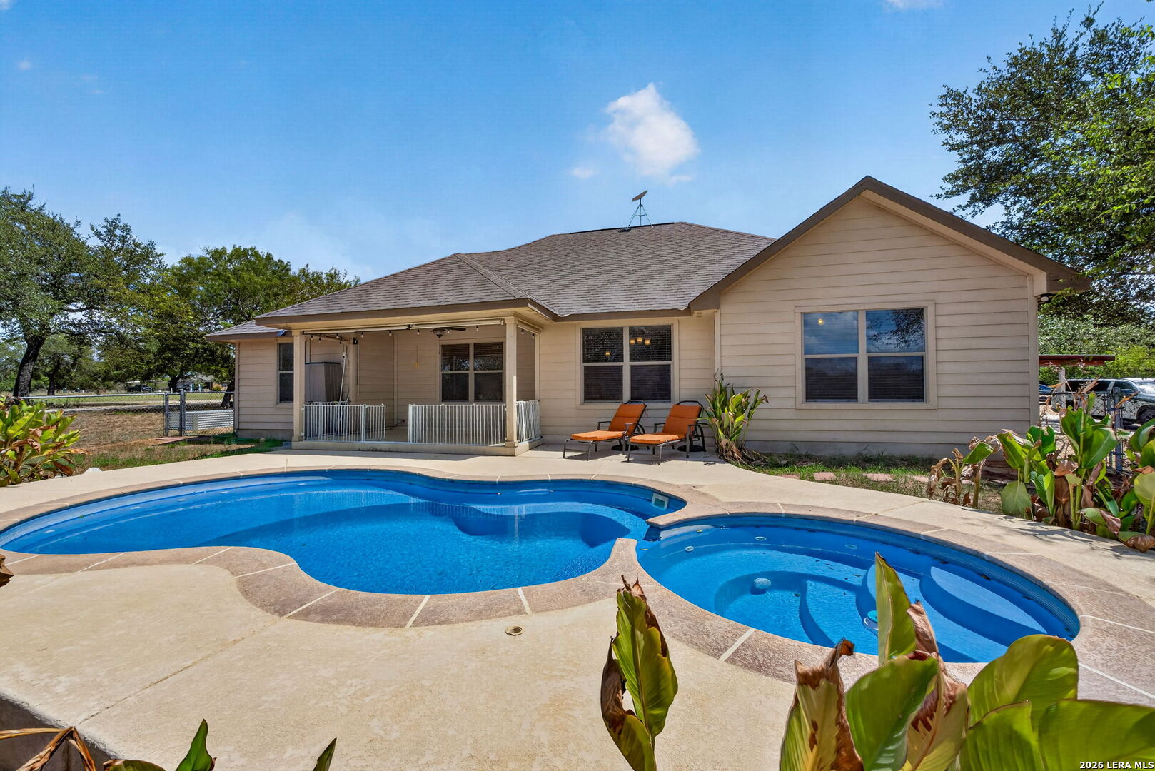 555 Cimarron Square Poteet TX 78065
