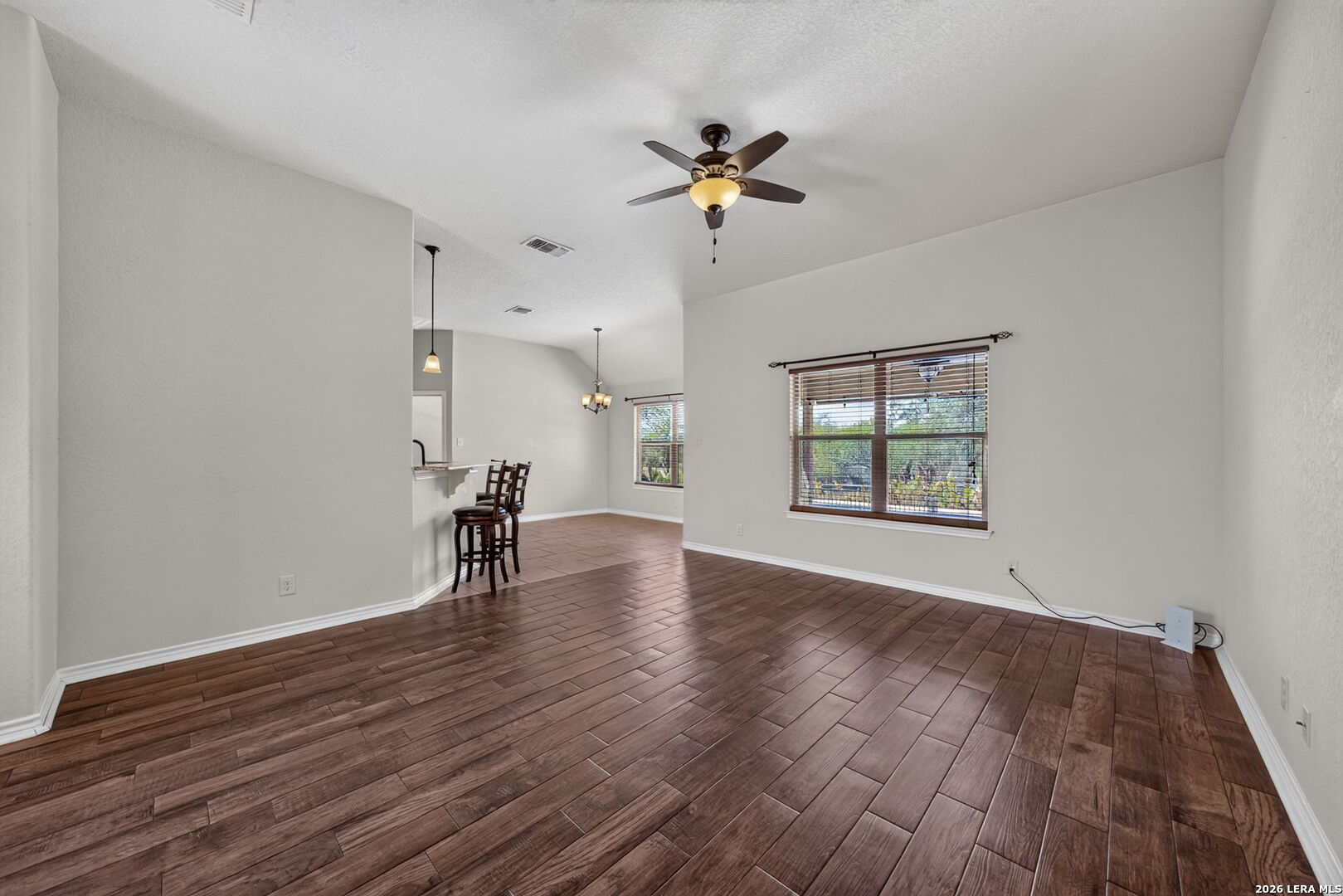 555 Cimarron Square Poteet TX 78065