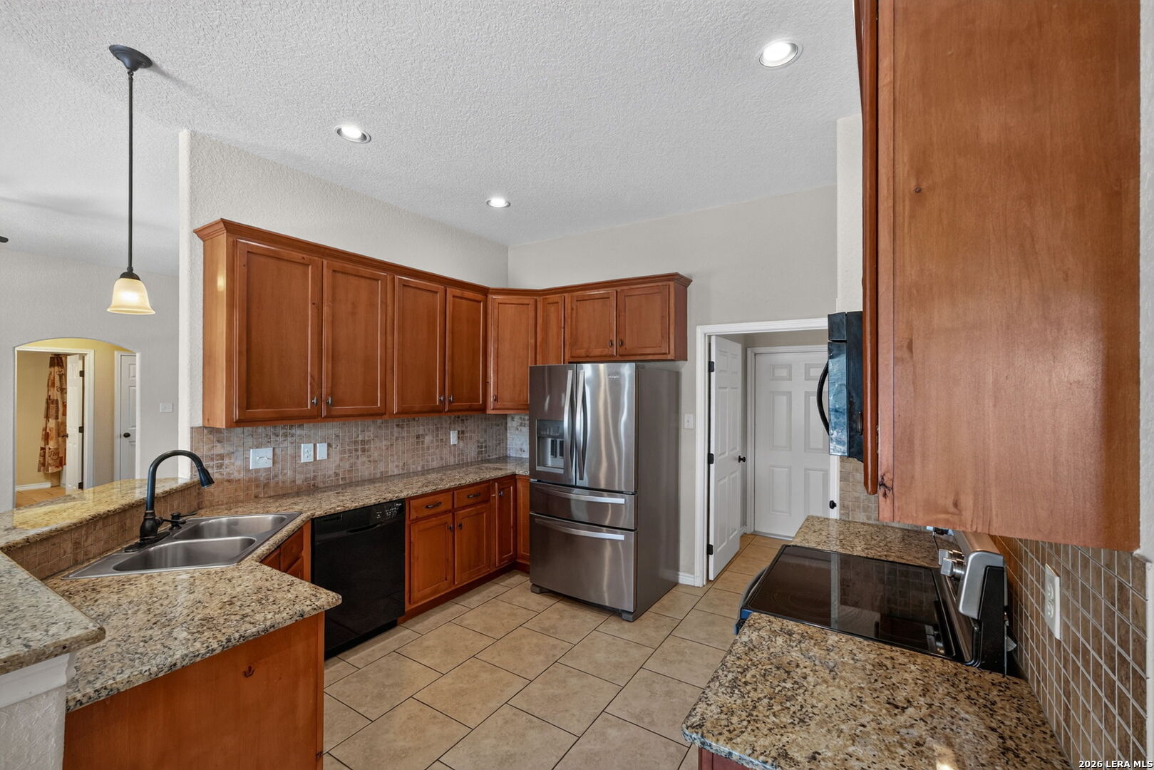 555 Cimarron Square Poteet TX 78065