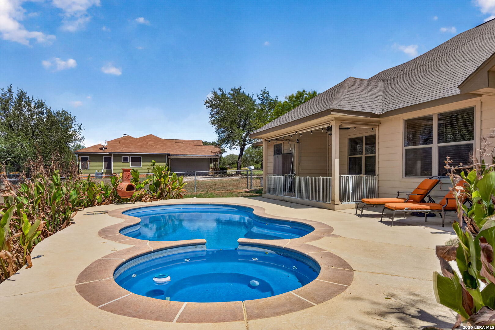 555 Cimarron Square Poteet TX 78065