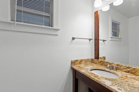 10116 Dos Cerros Boerne TX 78006