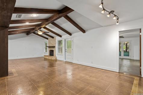 10116 Dos Cerros Boerne TX 78006