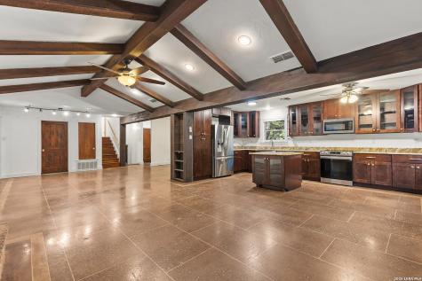 10116 Dos Cerros Boerne TX 78006
