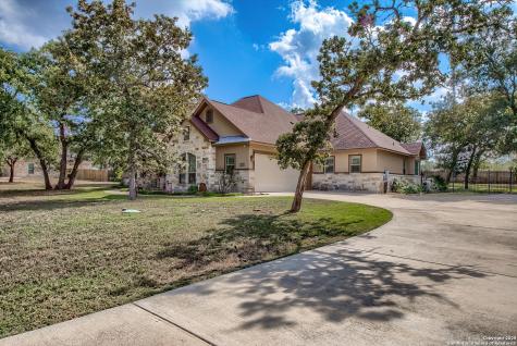 144 Woodlands Drive La Vernia TX 78121