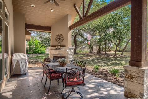 144 Woodlands Drive La Vernia TX 78121