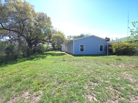 311 E Broadway Street Cuero TX 77954