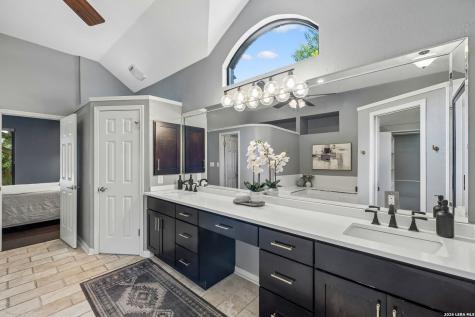 29 Inwood Ridge San Antonio TX 78248